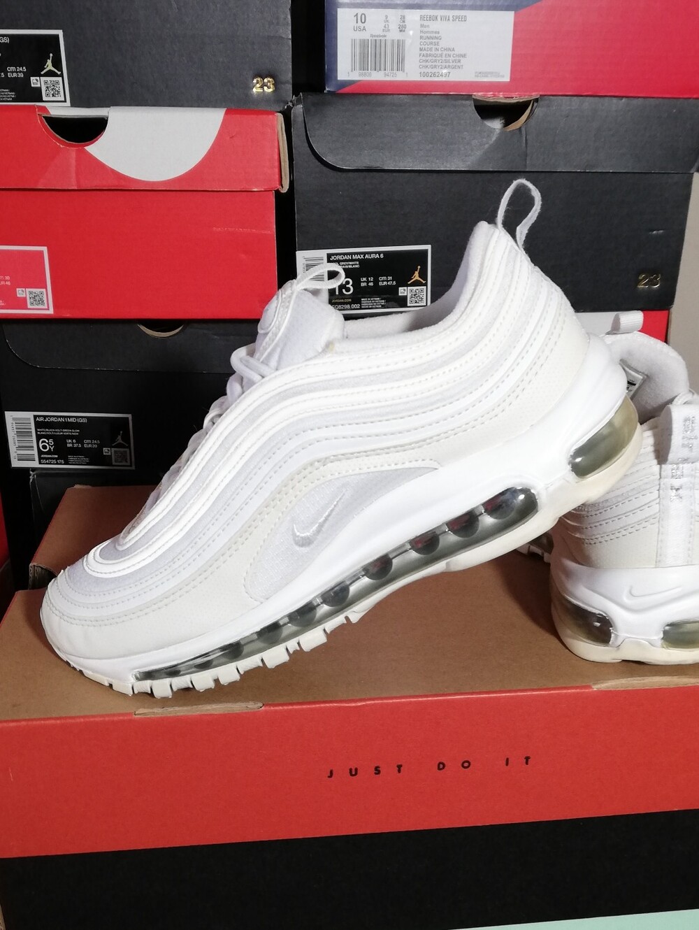 NIKE AIR MAX 97s WHITE-OFF WHITE WOMEN'S US SIZE 7.5 GOOD CONDI